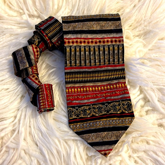 Daniel De Fasson Hand Made Silk Necktie - Picture 1 of 10